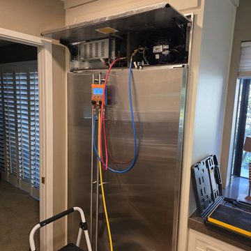 Built-in refrigerator sealed-system work with manifold gauges
