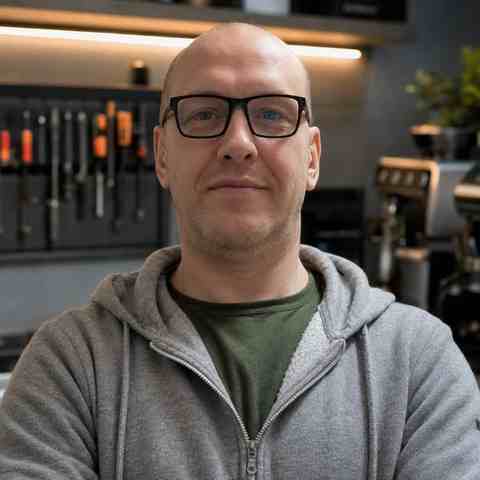 Oleg — verified technician